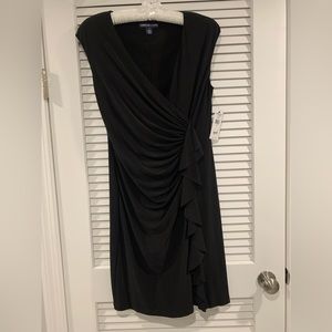 NWT Black ruched V-neck dress Size 14